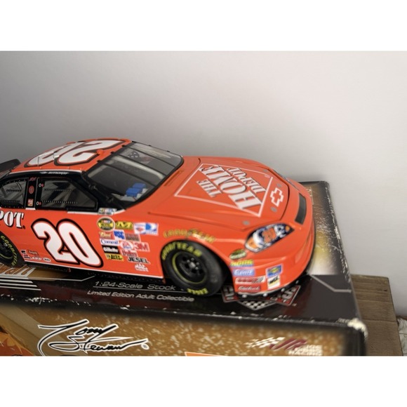 Tony Stewart 2007 #20 Home Depot Monte Carlo SS – 1:24 Action Diecast NASCAR - Picture 8 of 12
